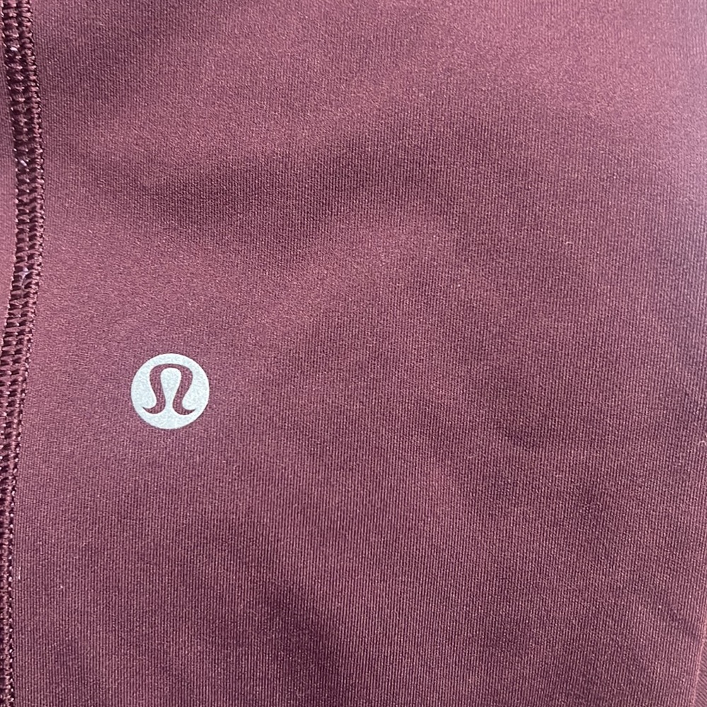 Lululemon Can't Stop Pant II Bordeaux Drama / Mountain Peaks size 4 - Picture 12 of 14